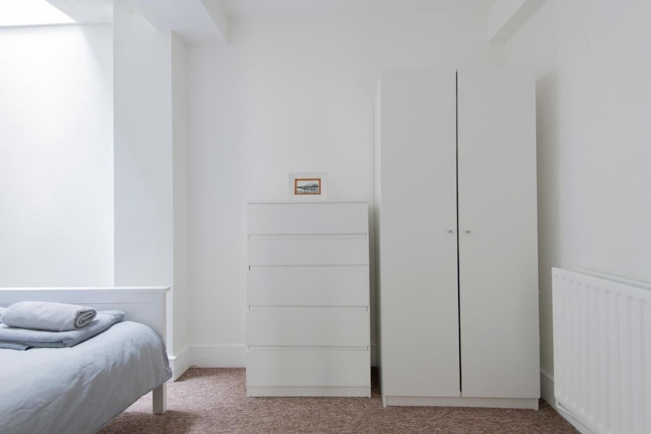 Appartamento Fantastic 3 Bed Brighton House- Sleeps 6- Superfast Wifi And Garage Esterno foto