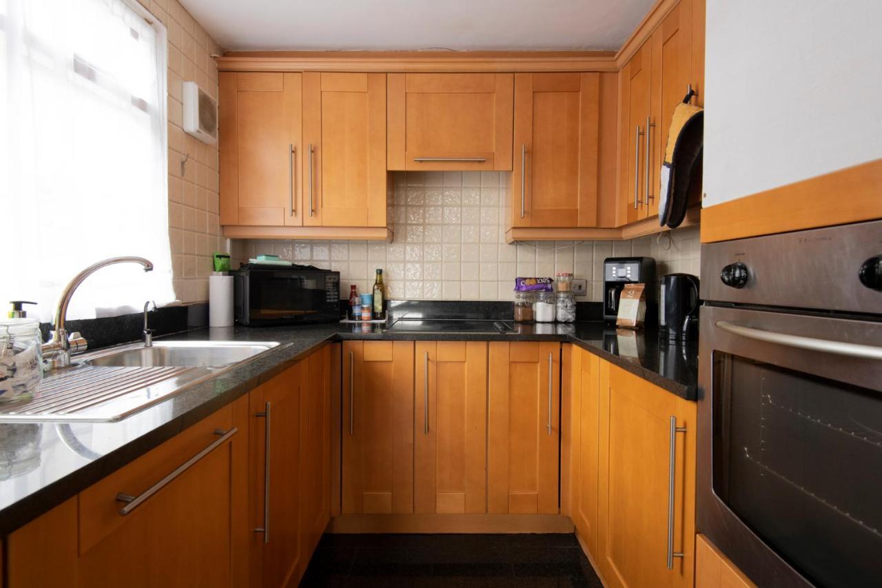 Appartamento Fantastic 3 Bed Brighton House- Sleeps 6- Superfast Wifi And Garage Esterno foto