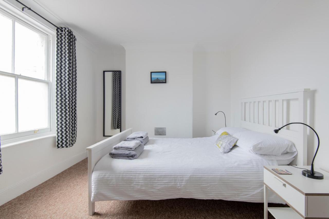Appartamento Fantastic 3 Bed Brighton House- Sleeps 6- Superfast Wifi And Garage Esterno foto